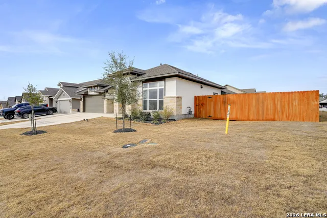 1693 Hidden Fox New Braunfels, TX 78132