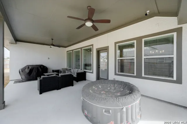 1693 Hidden Fox New Braunfels, TX 78132