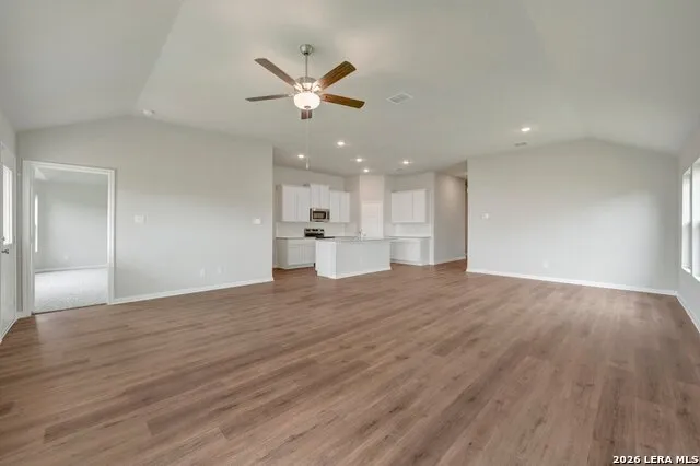 1033 Eagle Crossing Seguin, TX 78155