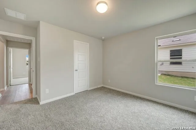 1033 Eagle Crossing Seguin, TX 78155