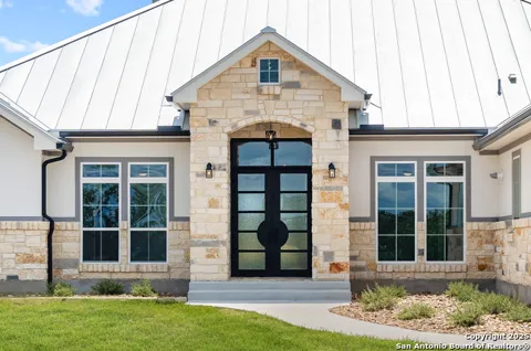 3828 Palomino Springs
