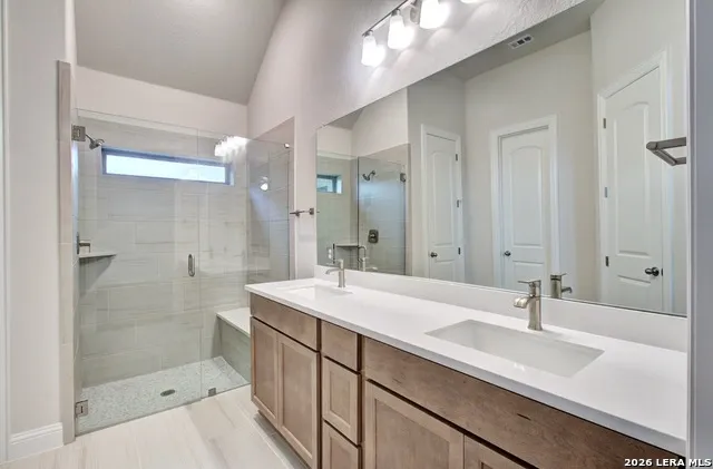 735 Navarro Street New Braunfels, TX 78132