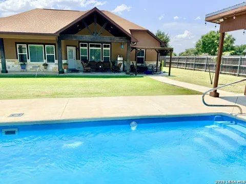 149 W Short Meadow Dr