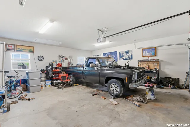 149 W Short Meadow Dr Lytle, TX 78052