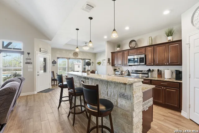 149 W Short Meadow Dr Lytle, TX 78052