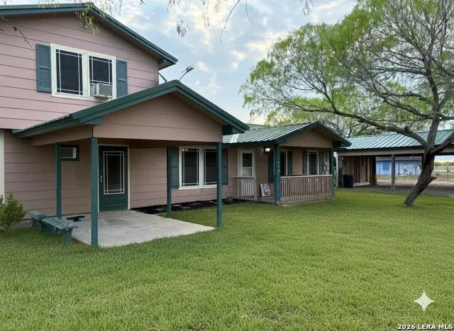 1019 county road 350 Orange Grove, TX 78372
