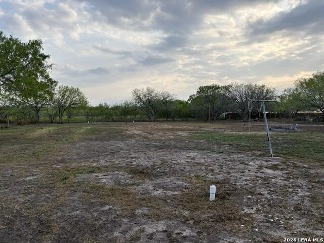 1019 county road 350 Orange Grove, TX 78372