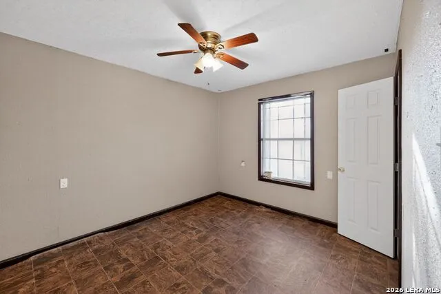 1019 county road 350 Orange Grove, TX 78372