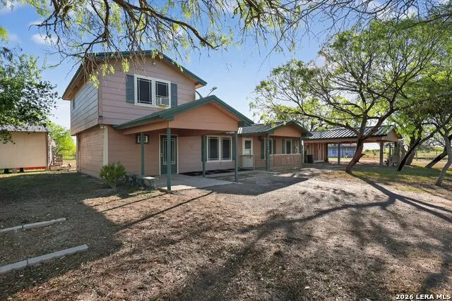 1019 county road 350 Orange Grove, TX 78372