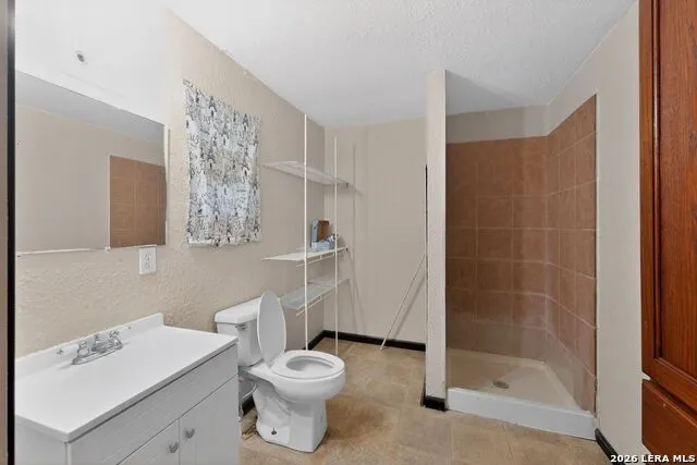 1019 county road 350 Orange Grove, TX 78372