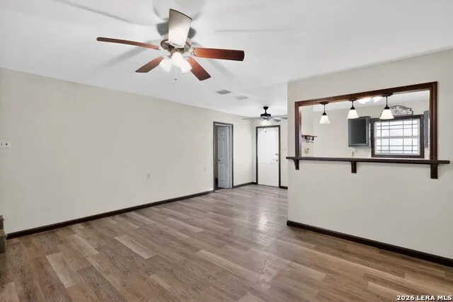 1019 county road 350 Orange Grove, TX 78372