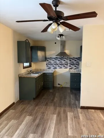 1019 county road 350 Orange Grove, TX 78372