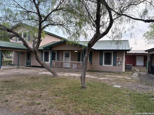 1019 county road 350 Orange Grove, TX 78372