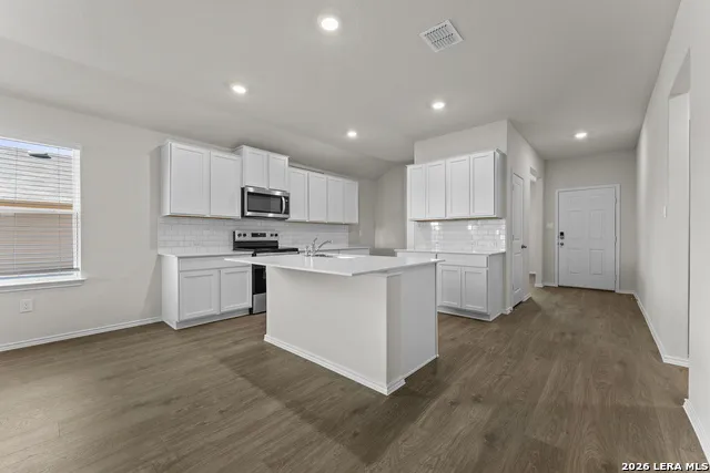 154 Double L Dr Comfort, TX 78013