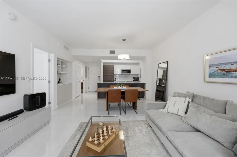 301 Altara Ave #520 Coral Gables, FL 33146