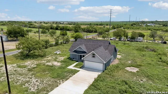 123 Ranchero Natalia, TX 78059