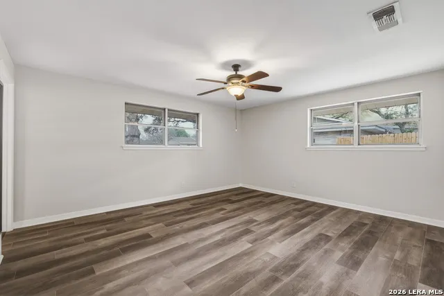 630 Rocklyn Windcrest, TX 78239