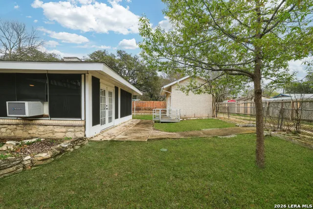 630 Rocklyn Windcrest, TX 78239