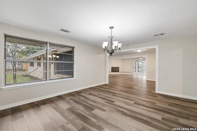 630 Rocklyn Windcrest, TX 78239