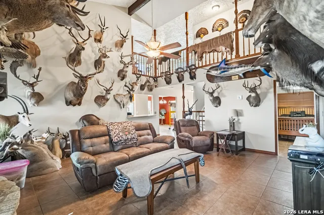 3940 us highway 90 Hondo, TX 78861