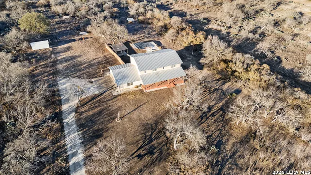 3940 us highway 90 Hondo, TX 78861