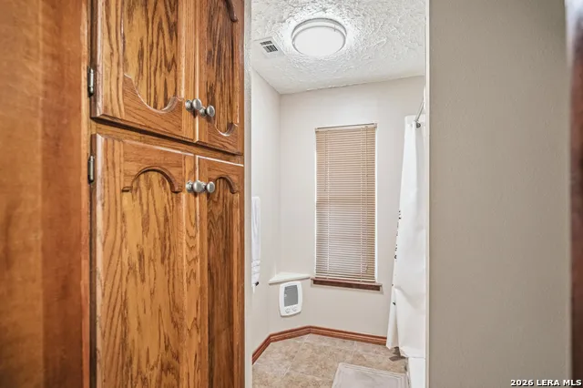 3940 us highway 90 Hondo, TX 78861