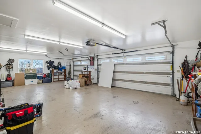 3940 us highway 90 Hondo, TX 78861