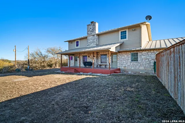 3940 us highway 90 Hondo, TX 78861