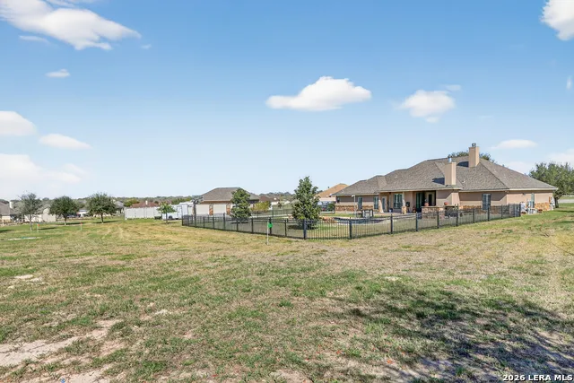 121 Abrego Mount Floresville, TX 78114
