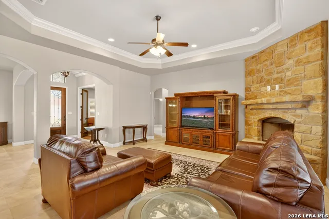 121 Abrego Mount Floresville, TX 78114