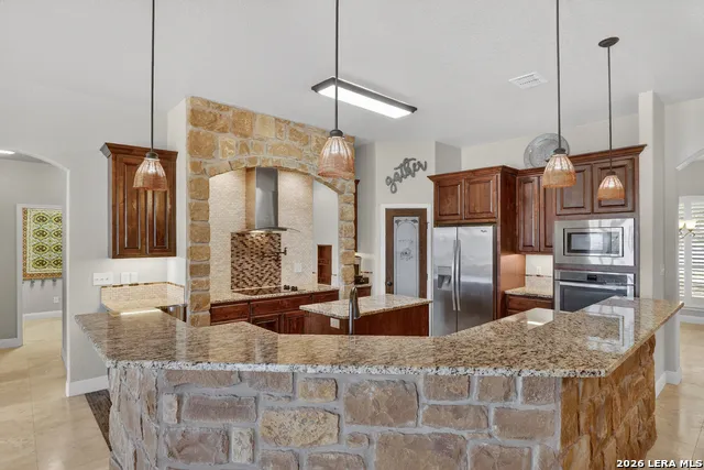 121 Abrego Mount Floresville, TX 78114