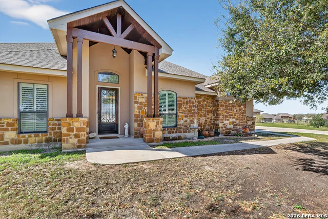 121 Abrego Mount Floresville, TX 78114