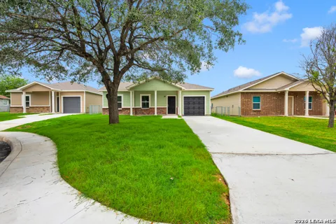 615 Villa Linda