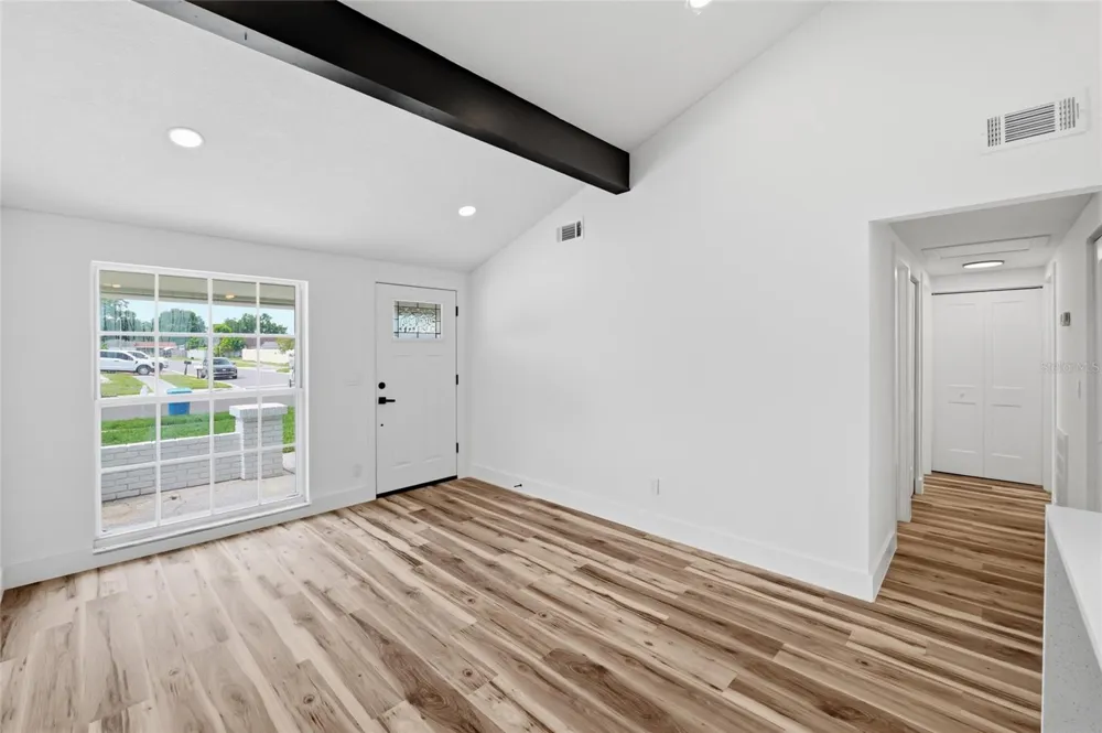 8602 BRIAR GROVE CIR Tampa, FL 33615