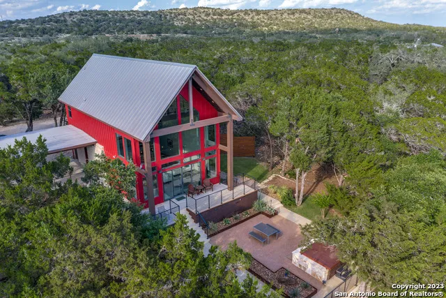 7870 Gage Ln Wimberley, TX 78676