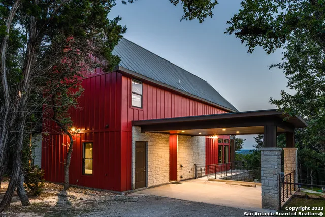 7870 Gage Ln Wimberley, TX 78676