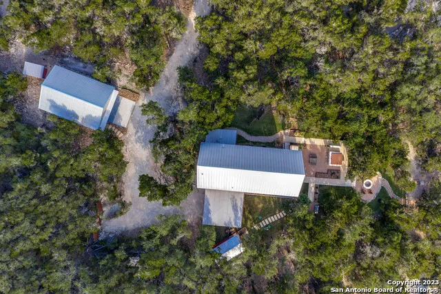 7870 Gage Ln Wimberley, TX 78676