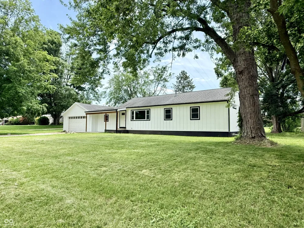 1595 W Us Highway 136 Crawfordsville, IN 47933