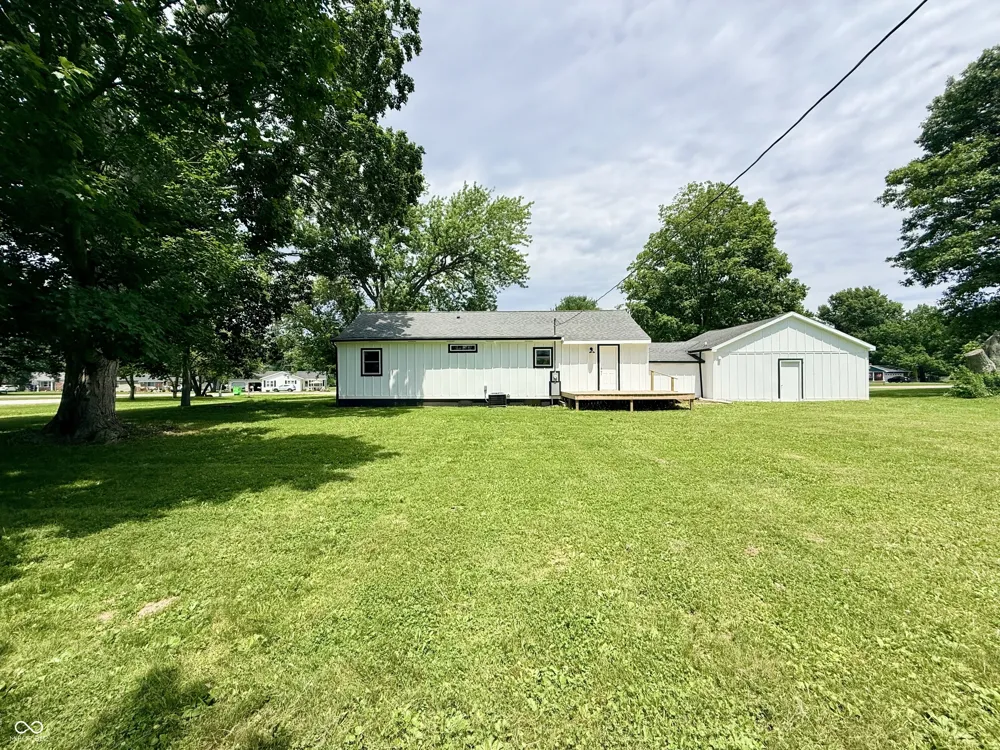 1595 W Us Highway 136 Crawfordsville, IN 47933