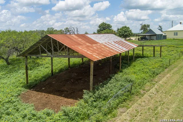 4515 STAPPER RD St Hedwig, TX 78152
