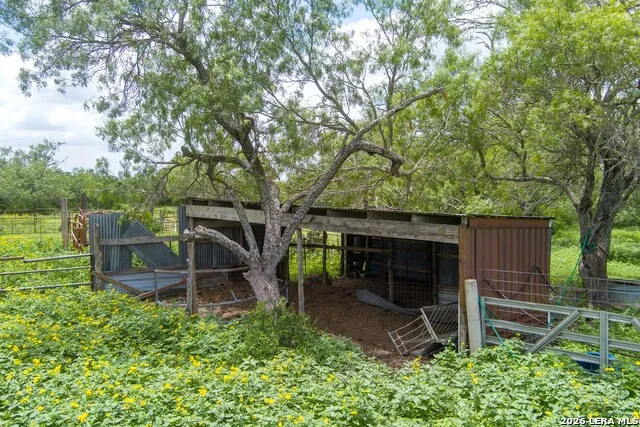 4515 STAPPER RD St Hedwig, TX 78152