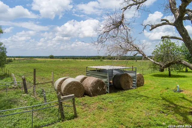 4515 STAPPER RD St Hedwig, TX 78152