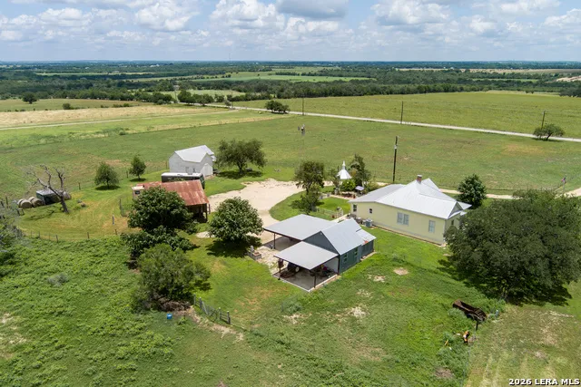 4515 STAPPER RD St Hedwig, TX 78152