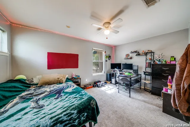 1855 BURR OAK LN Adkins, TX 78101