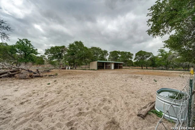 1855 BURR OAK LN Adkins, TX 78101