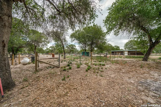 1855 BURR OAK LN Adkins, TX 78101