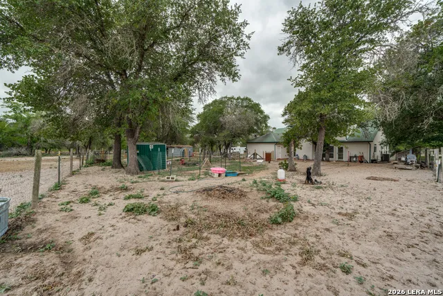 1855 BURR OAK LN Adkins, TX 78101