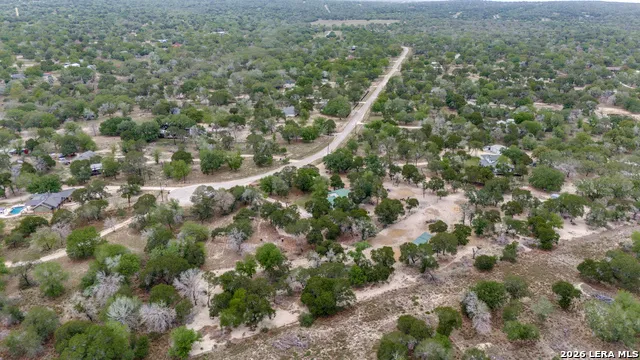 1855 BURR OAK LN Adkins, TX 78101