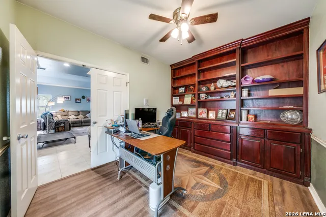 1855 BURR OAK LN Adkins, TX 78101