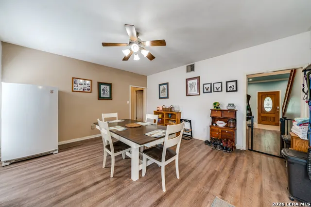 1855 BURR OAK LN Adkins, TX 78101
